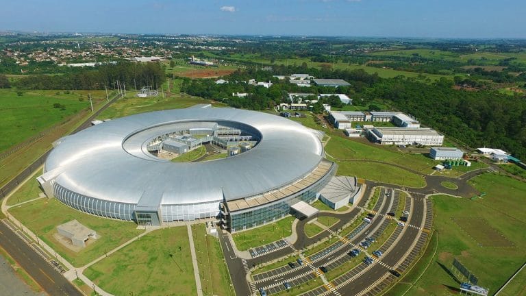 Sirius A Fonte De Luz S Ncrotron Brasileira Conhe A