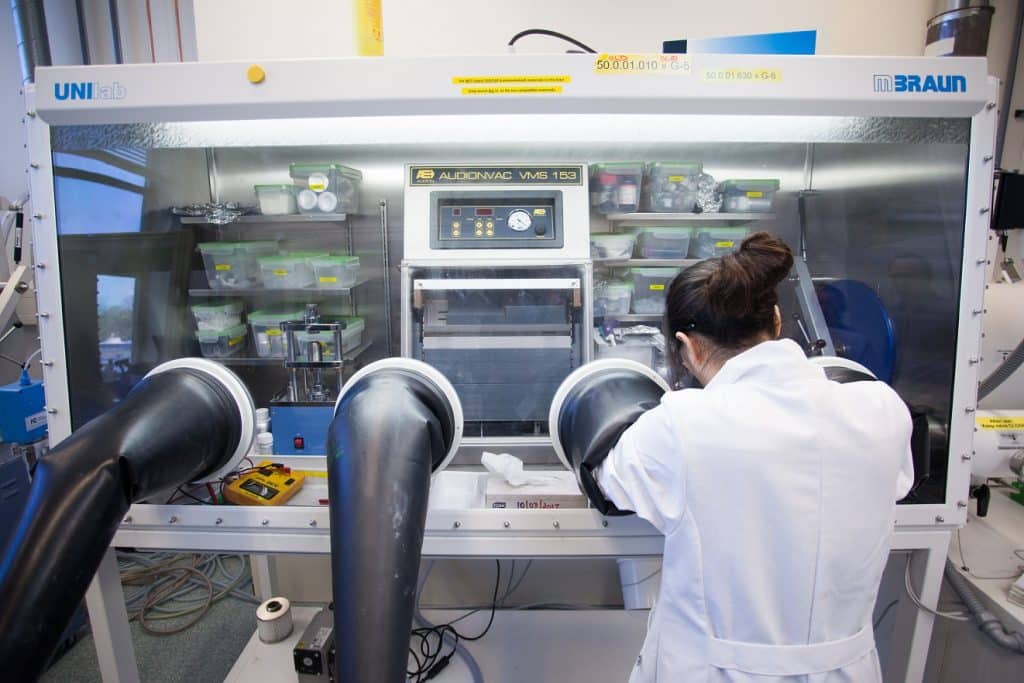 Placa solar capaz de gerar energia e dessalinizar água Placa solar dessalinizar de água IBM de Zurique