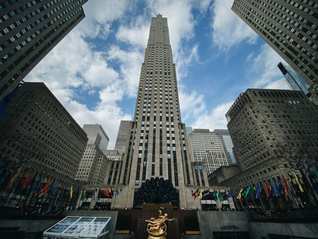 Construção civil: a história do Rockefeller Center, descansando nas alturas Rockefeller Center