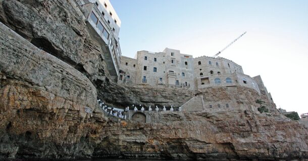 grotta palazzese
