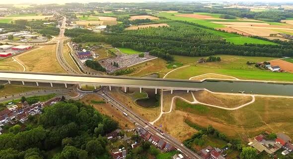 aqueduto navegável Pont du Sart