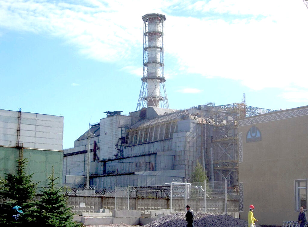 30 anos após o desastre, Chernobyl ganha novo sarcófago de proteção Chernobyl
