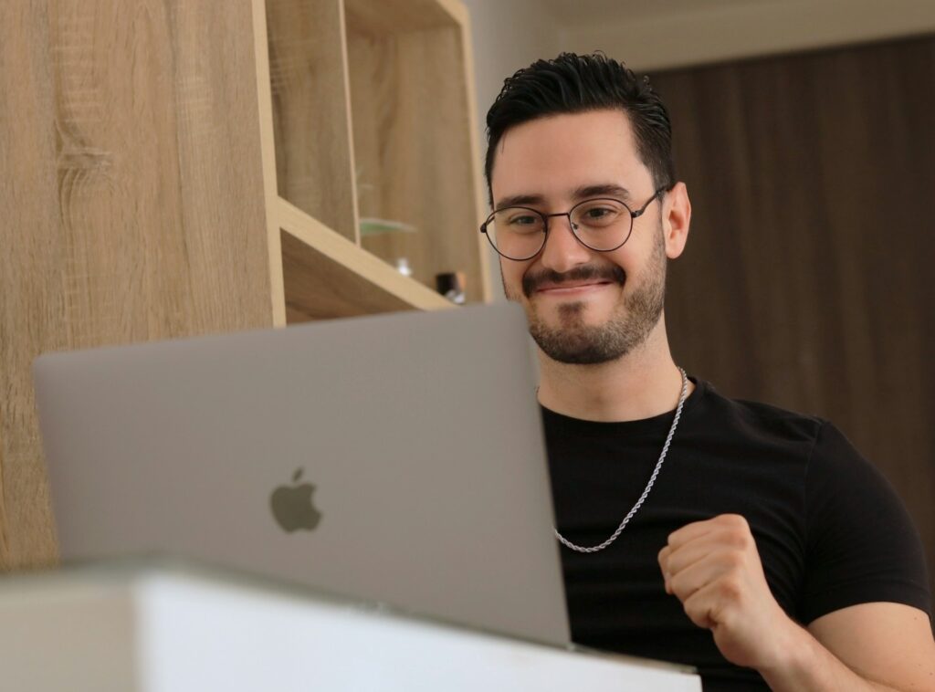 Estudante de engenharia: como se preparar para o mercado de trabalho? estudante de engenharia