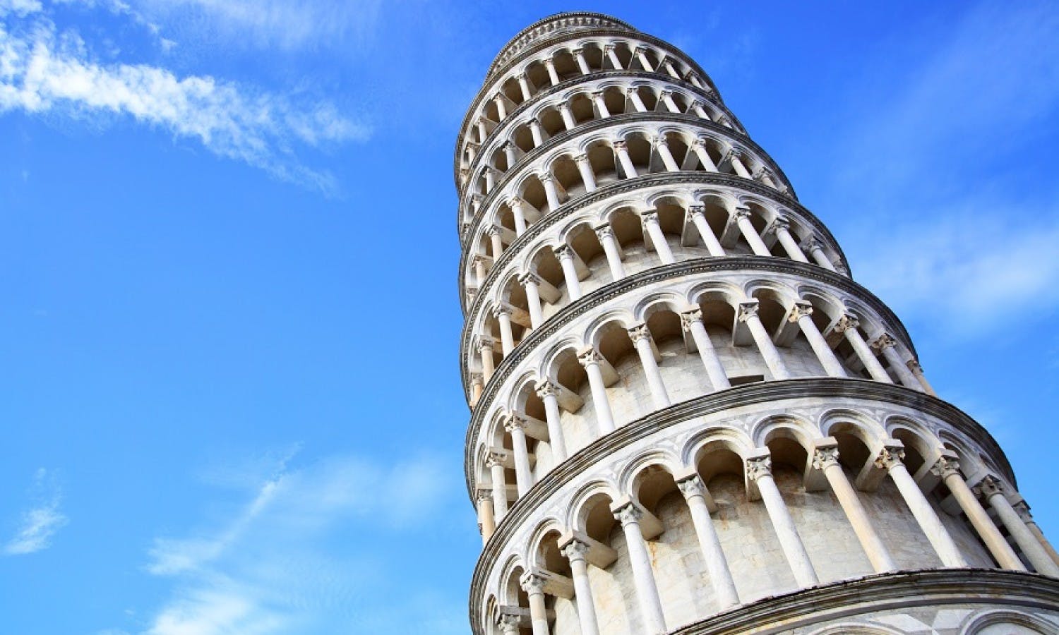 mistério da inclinação da Torre de Pisa