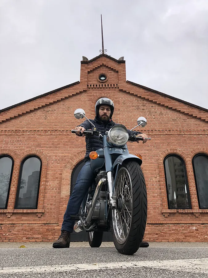 Review: Pilotamos a Royal Enfield Classic Squadron Blue Review: Pilotamos a Royal Enfield Classic Squadron Blue