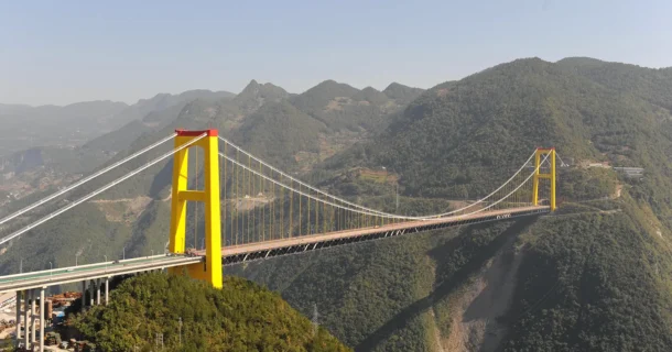 pontes incríveis espalhadas pelo mundo