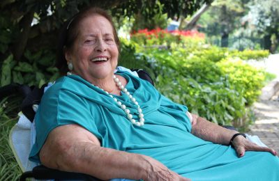 1ª aluna de Engenharia Civil da USP São Carlos teve de desenhar barba e bigode