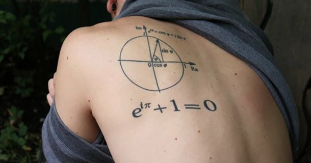 #59 - Tatuagem atrapalha para conseguir emprego ou estágio?