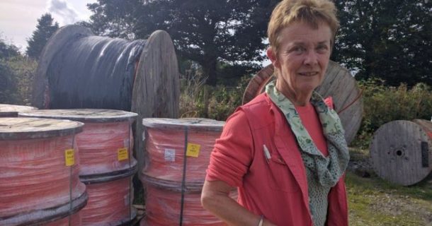 Fazendeira inglesa instalou uma rede de banda larga em comunidades