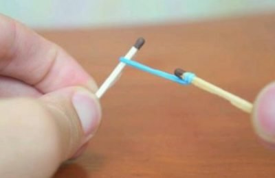 Como acender palitos de fósforo usando apenas um elástico?