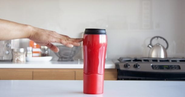 Mighty Mug, a caneca impossível de derrubar