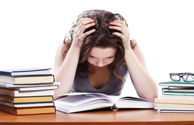 Como conciliar trabalho, faculdade e estudo para concursos?