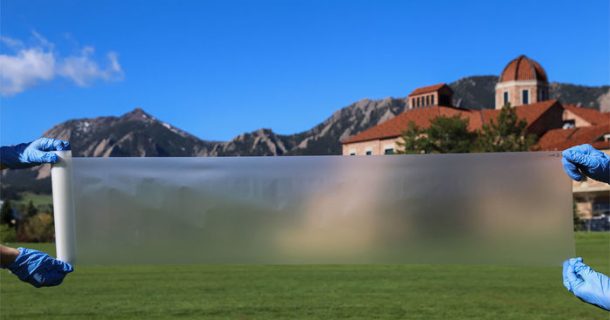 Bom e barato: esse filme plástico consegue resfriar objetos em até 10ºC mesmo sob o sol