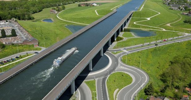 Navegar por cima: conheça o aqueduto navegável Pont du Sart