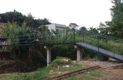 Moradores constroem com R$ 5 mil ponte orçada em R$ 270 mil no Rio de Janeiro