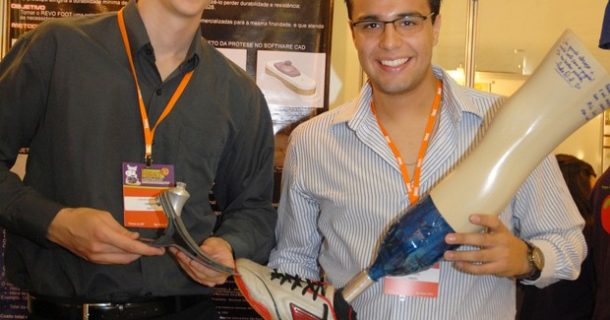 Prótese produzida com PET é 100% brasileira