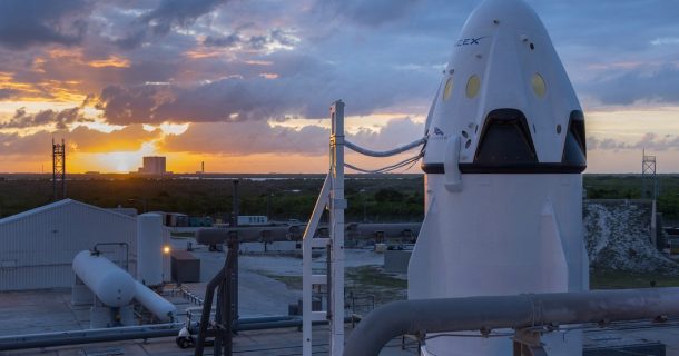 SpaceX fará sua primeira viagem para a Lua com civis (e eles pagaram um preço generoso por isso)