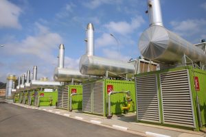 Conheça a maior termelétrica que transforma lixo em energia do Brasil