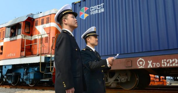 Saiba mais sobre o trem comercial que conecta a China ao Reino Unido Saiba mais sobre o trem comercial que conecta a China ao Reino Unido