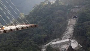 TUDO o que você precisa saber sobre pontes estaiadas - e as possíveis causas do acidente na Colômbia