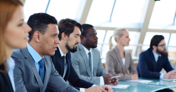 Programa oferece bolsas de estudos para MBA no exterior e imersão no MIT