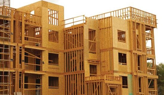 Prédio em madeira de 5 andares é construído em apenas 8 dias no Paraná