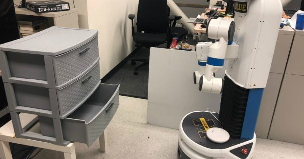 Robôs ensinados a atuar em ambiente desordenado