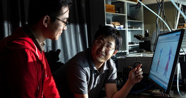 Engenheiros desenvolvem nanotubos de carbono que transformam calor residual em luz