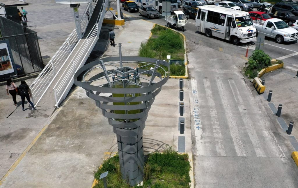 Startup mexicana usa árvore artificial para combater a poluição árvore artificial