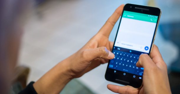 Digitação no celular é tão rápida quanto em teclado convencional