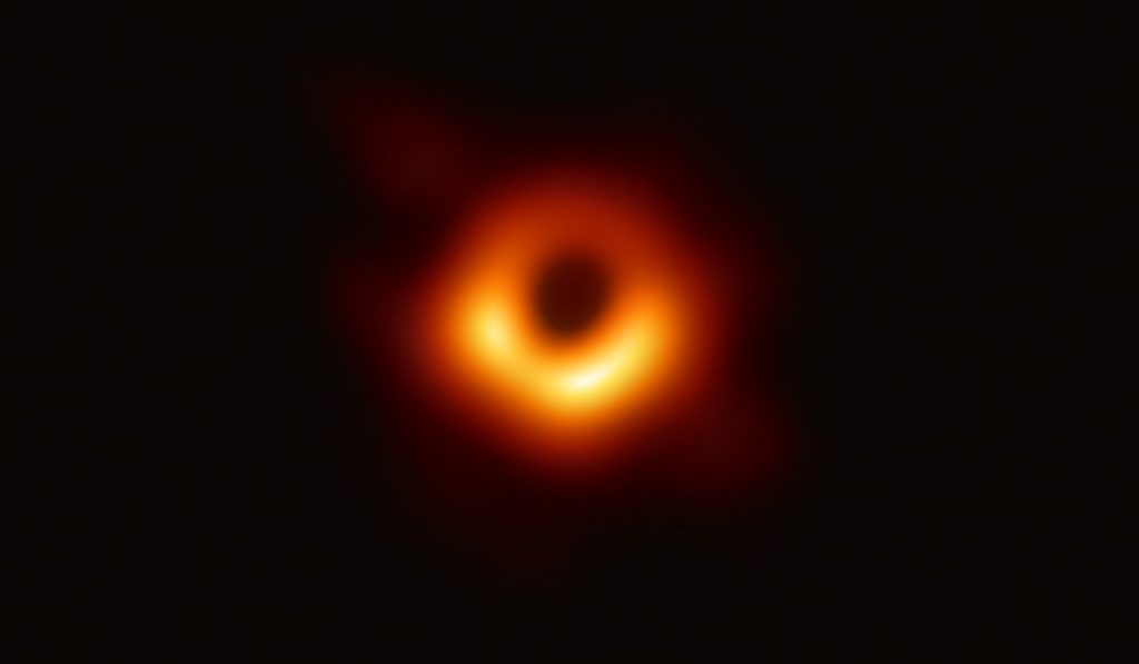 imagem buraco negro
