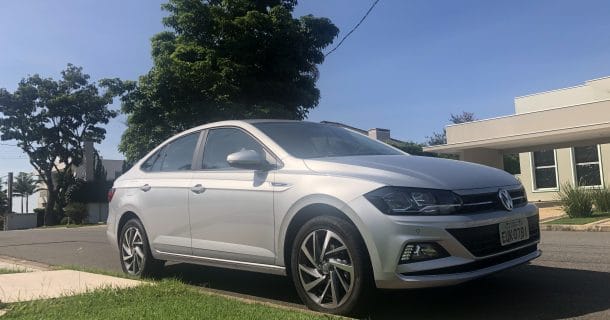 virtus 200 TSI Volkswagen, céu azul ao fundo