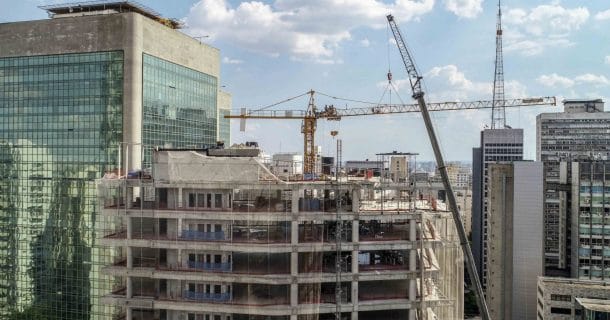 Como a análise de construtibilidade otimiza a gestão de obras