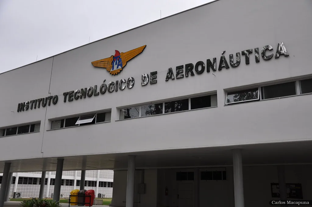 frente do instituto tecnológico de aeronáutica ITA