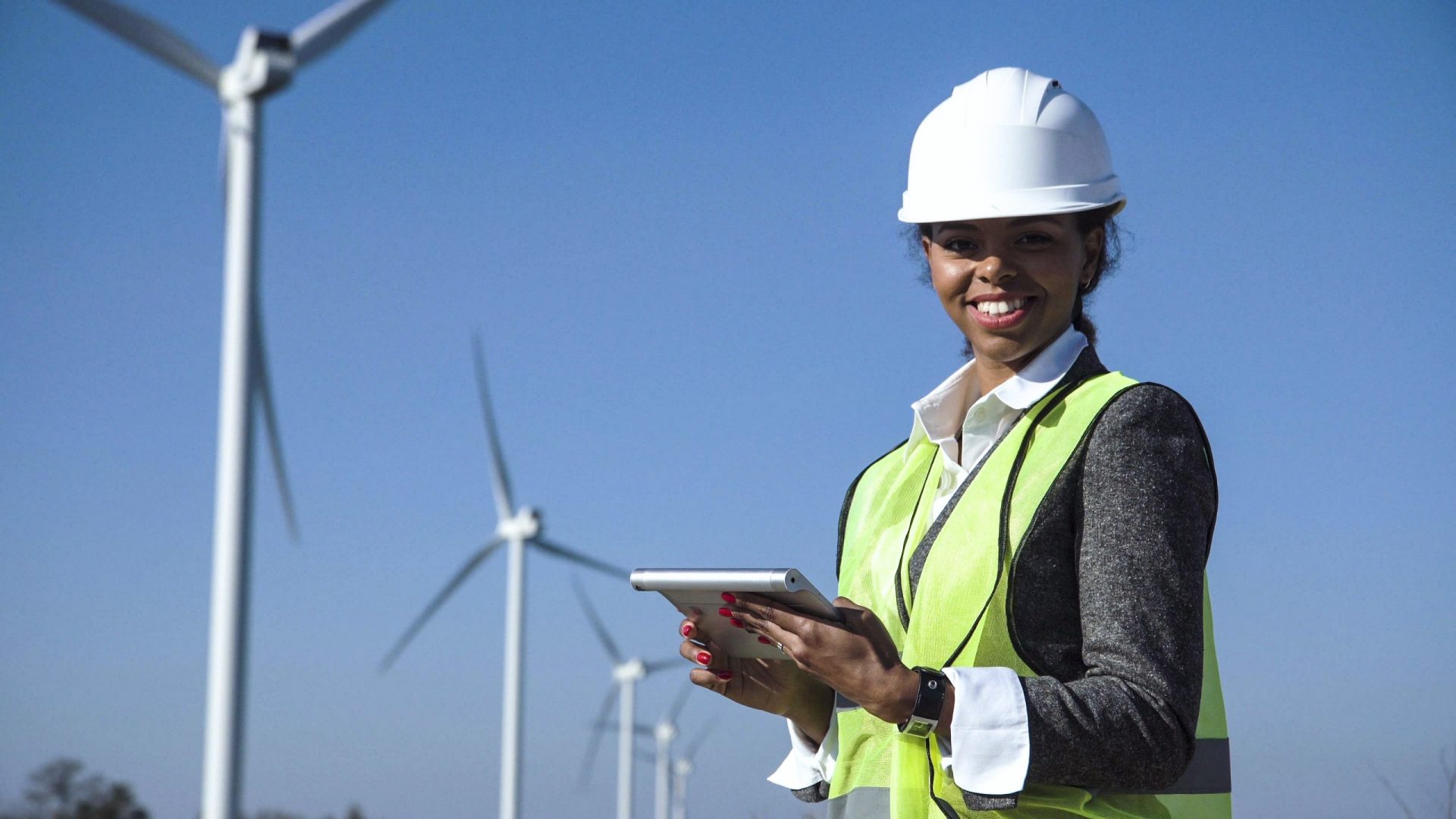Qual é o papel do engenheiro de produção no setor energético sustentável?