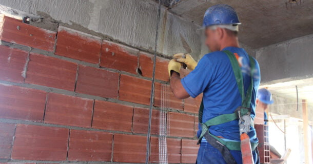Encunhamento na construção civil