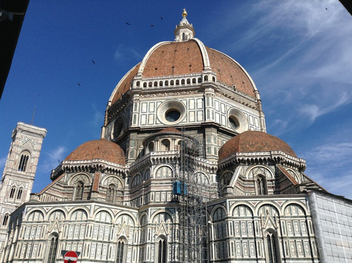 Arquitetura Medieval: imagem da Catedral de Santa Maria del Fiore, Florença 