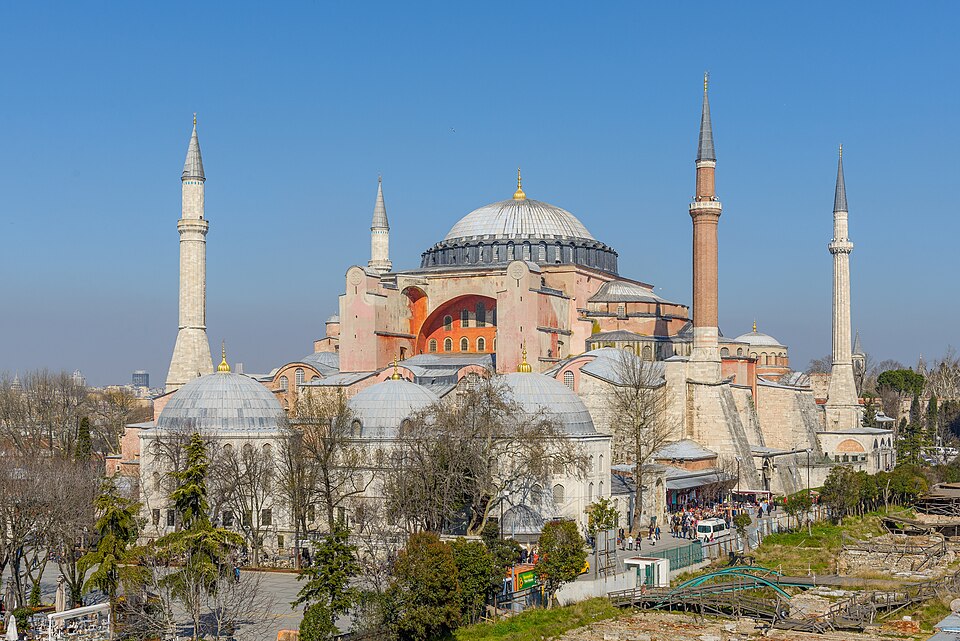 7 grandes planejadores que mudaram a história da Arquitetura e Urbanismo mundial Basílica de Santa Sofia, Turquia