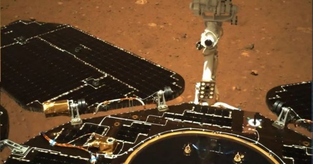 Rover Zhurong, da China, pousa em Marte [o país é o segundo a ter missão no solo do planeta vermelho]