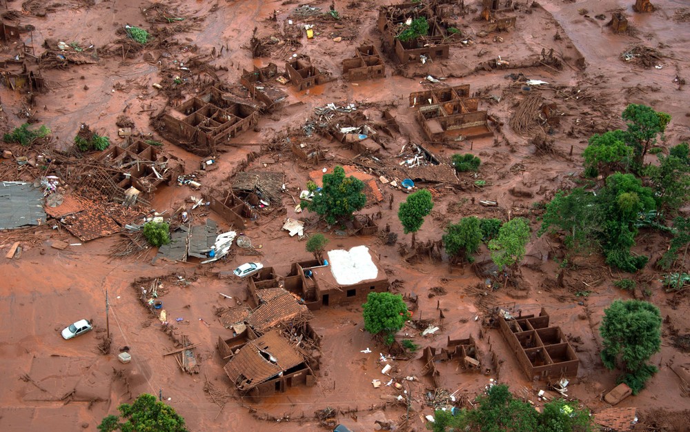 Desastre causado pela lama em Mariana - Imagem: Christophe Simon AFP