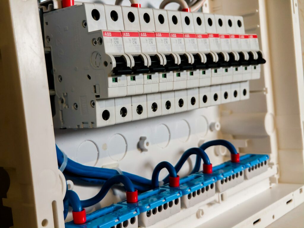 Os 10 componentes essenciais de uma instalação elétrica residencial elétrica residencial