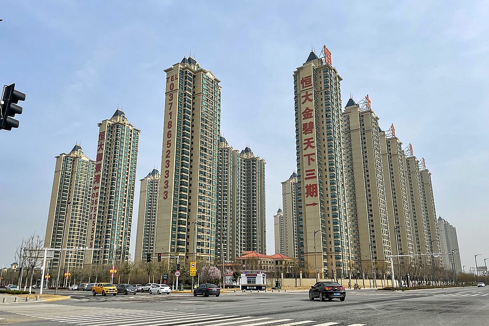 Evergrande: Causas do Receio na Economia Global e em Setores de Engenharia evergrande