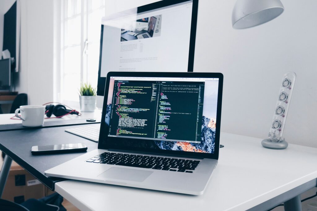 Descubra quais as 6 maiores razões para aprender a programar cursos TI