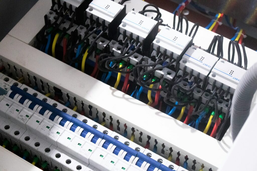 Quais são e para que servem os circuitos elétricos? circuitos elétricos