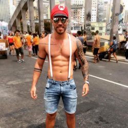 Um pouco da Arquitetura e Engenharia contada através das fantasias de Carnaval fantasias engenheiros e arquitetos