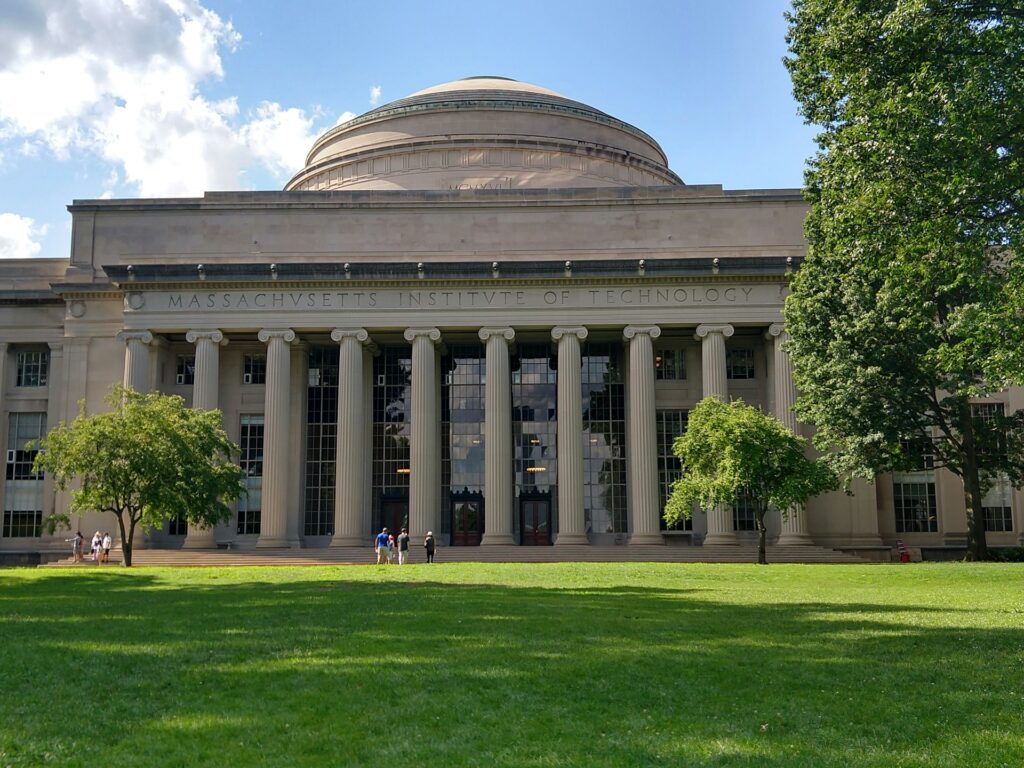 Ranking das 6 Melhores Faculdades Estrangeiras de 2022 ranking faculdades