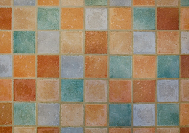 Como manter o visual dos pisos dentro de casa parecendo novo? materiais de revestimentos