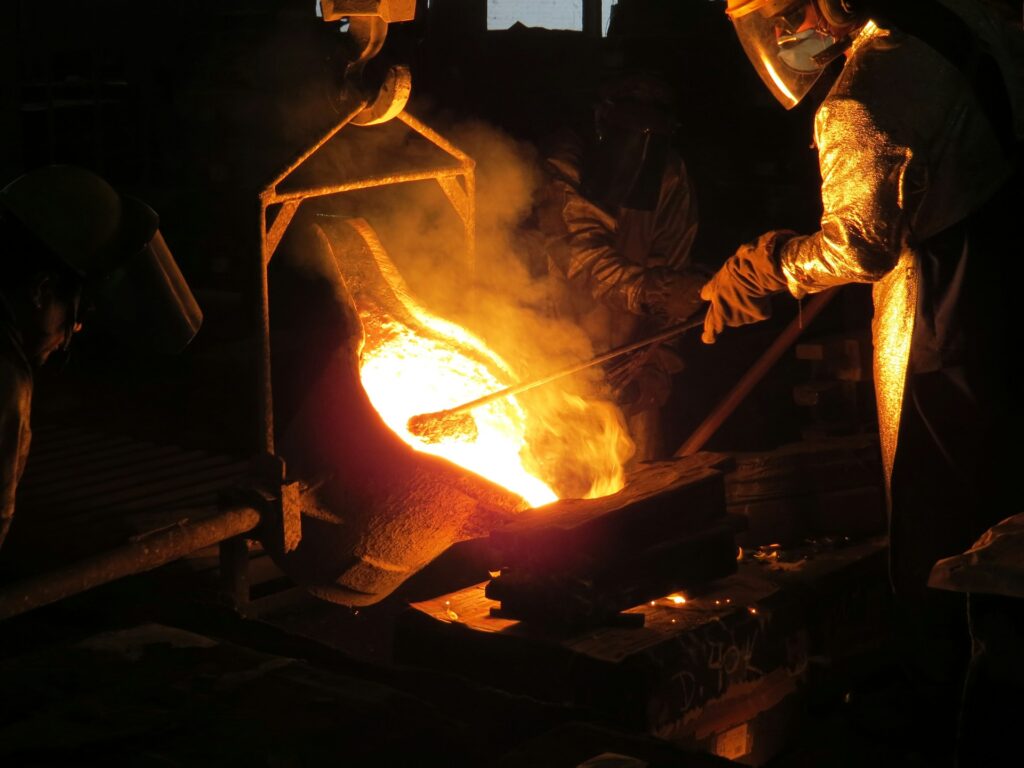 Engenharia Metalúrgica: minérios em metais e ligas metálicas para aplicações industriais Engenharia Metalúrgica