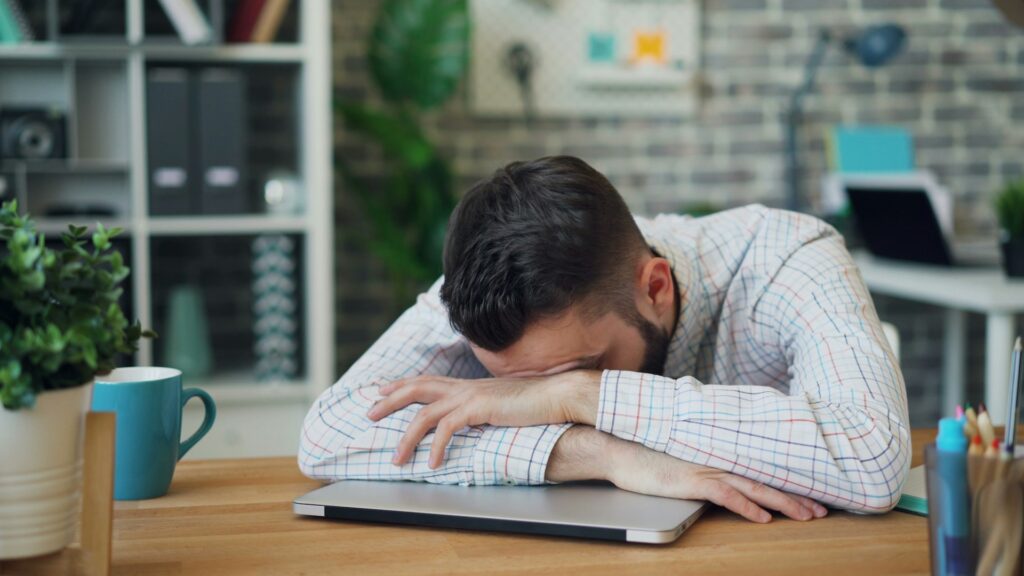 2022: é o ano de perder ou de ganhar saúde mental nas empresas? O que acha? saúde empresa