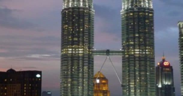 cropped-petronas-twis.jpg